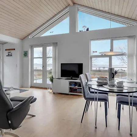 3 Bedroom Amazing In 別荘 Mariager